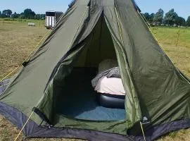 Tipi tent met 2 persoons luchtbed