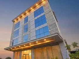 Hotel Grand Suites Premier - Near Delhi Aerocity