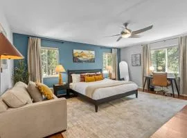 The Slöpe - NEW Cozy Fall Stay - AC - Tahoe Views - Hiking