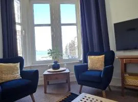 Bishop Street Apartment