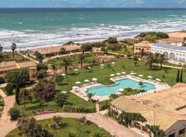 St Georges Bay Country Club & Spa, Affiliated by Meliá, ξενοδοχείο στην Αχαράβη