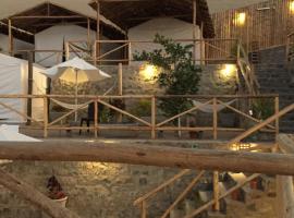 Ecocamp Huacachina, hotel with pools in Ica