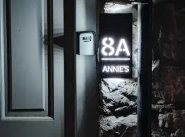 Annie's