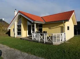 Spa Cottage with Two Wings