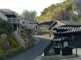 送陽邸