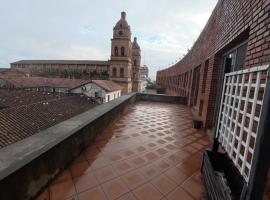 Hotel Pascana Plaza, hotel a Santa Cruz de la Sierra