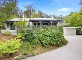 Woodbine Lodge