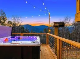 Year-Round Heated Pool, Hot Tub, Mtn View, Sleep16