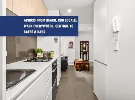 City Snug on Newcastle Beach - Parking Options
