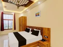 Hotel manyam palace