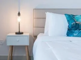 Lovely 2-Bedroom with free parking