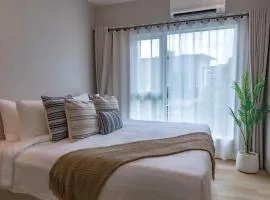 Title Serenity 1-Bedroom Suite with Balcony by TVC C221