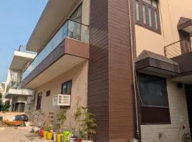 Banjara Home Stay