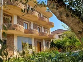 Maria Apartments Near Airport