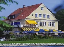 Hotel Strand-Café mit Gästehaus Charlotte