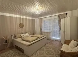 Renovierte Ferienwohnung Zum Weiherer Krabb
