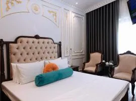 Luxury Hotel 3