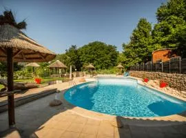 Camping Ushuaïa Villages Les Cruses