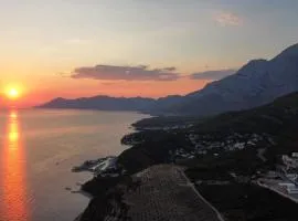Apartments Dalmatia with private free large parking and with unforgettable views of the mountains and the sea