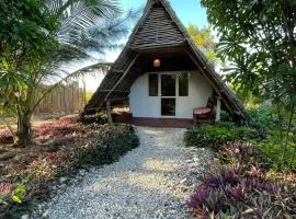 Halisi Lodge