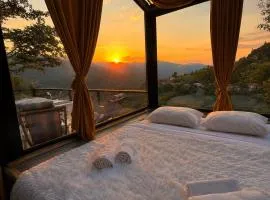 Merisi - Sunset Chalet