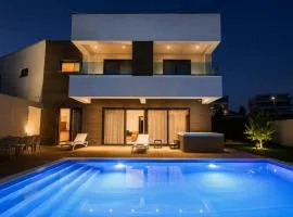 Villa Estate