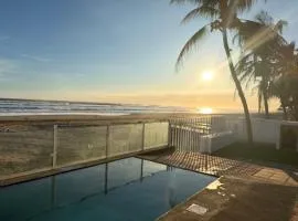 Front Beach Beautiful house with pool & AC