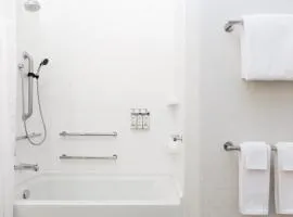 Holiday Inn Express & Suites St Vincent - Grenadines by IHG