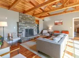 Serene Retreat Near Mt Snow: Great for Groups!