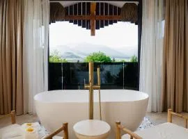 Namus House