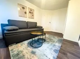 Exhibition apartment for 4 with free parking space