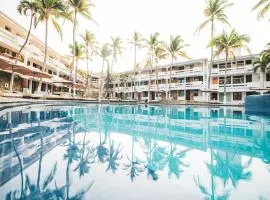 Mar Paraiso Queen