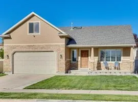 Patio & Mtn Views! Group Getaway in South Jordan
