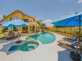 Pool & Yard Games! Group Retreat in La Quinta