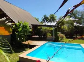 Moorea Pool & Lagoon House