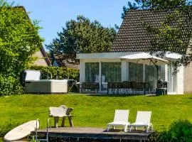 Amazing Home In Vlagtwedde With Jacuzzi