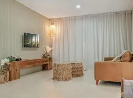 Stone and Hedge - Unit 4