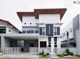 5-BR Private Luxury Villa in Angeles City with Pool