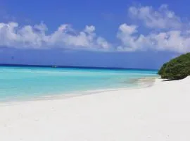 Moodhu Residence