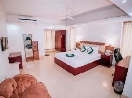Hotel Crown