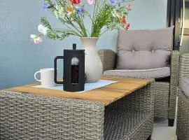 Holiday Home Thesaurum - Four Bedroom Holiday Home with Swimming Pool