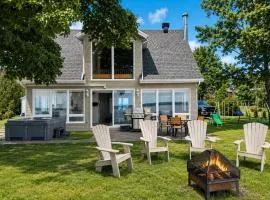 Casa Gaby - Riverside Chalet with Spa