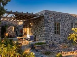 Pavlaina Complex of Traditional Residences in Nisyros. Enjoy the garden and the Sea View