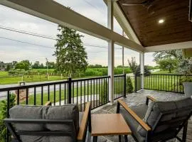 The Place Next Door – Stylish Amish-Country Stay