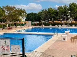 Iris Benalmadena