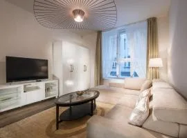 Luxury Modern Designed Oldtown Apartment