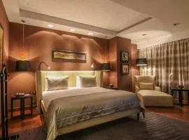 A urassi an HTT hotel