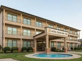 Hotel Four Way Inn