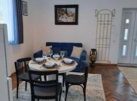 Weisz Apartment-City Center-Free Private Parking