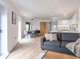 Stunning 2 Bedroom Apartment in Central Ashford